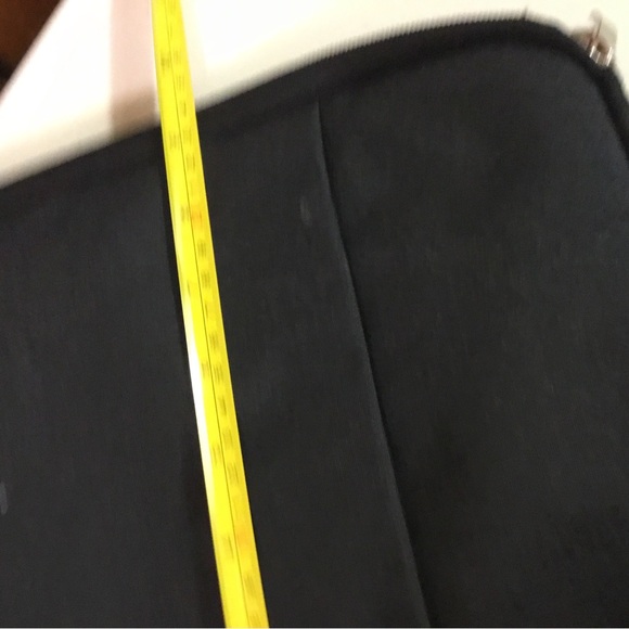 Egiant Carry All Solid Black Tablet Laptop Case Soft Gray Lining EUC 13 X 9.5 As - Picture 10 of 12